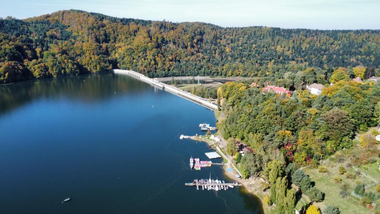 Wood Lake Roznow Exterior foto